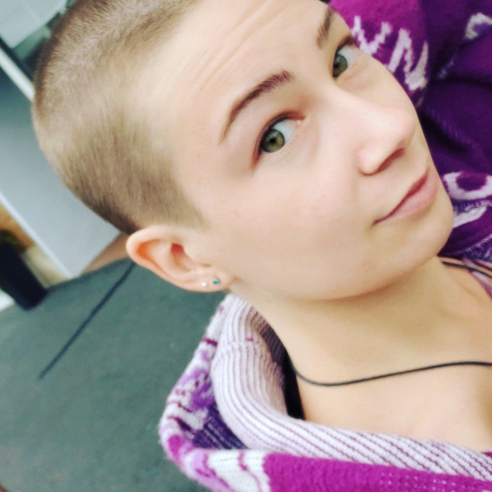 Meet your Posher, Saralyn